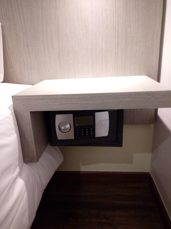 Twin Room,436665087:JPEG