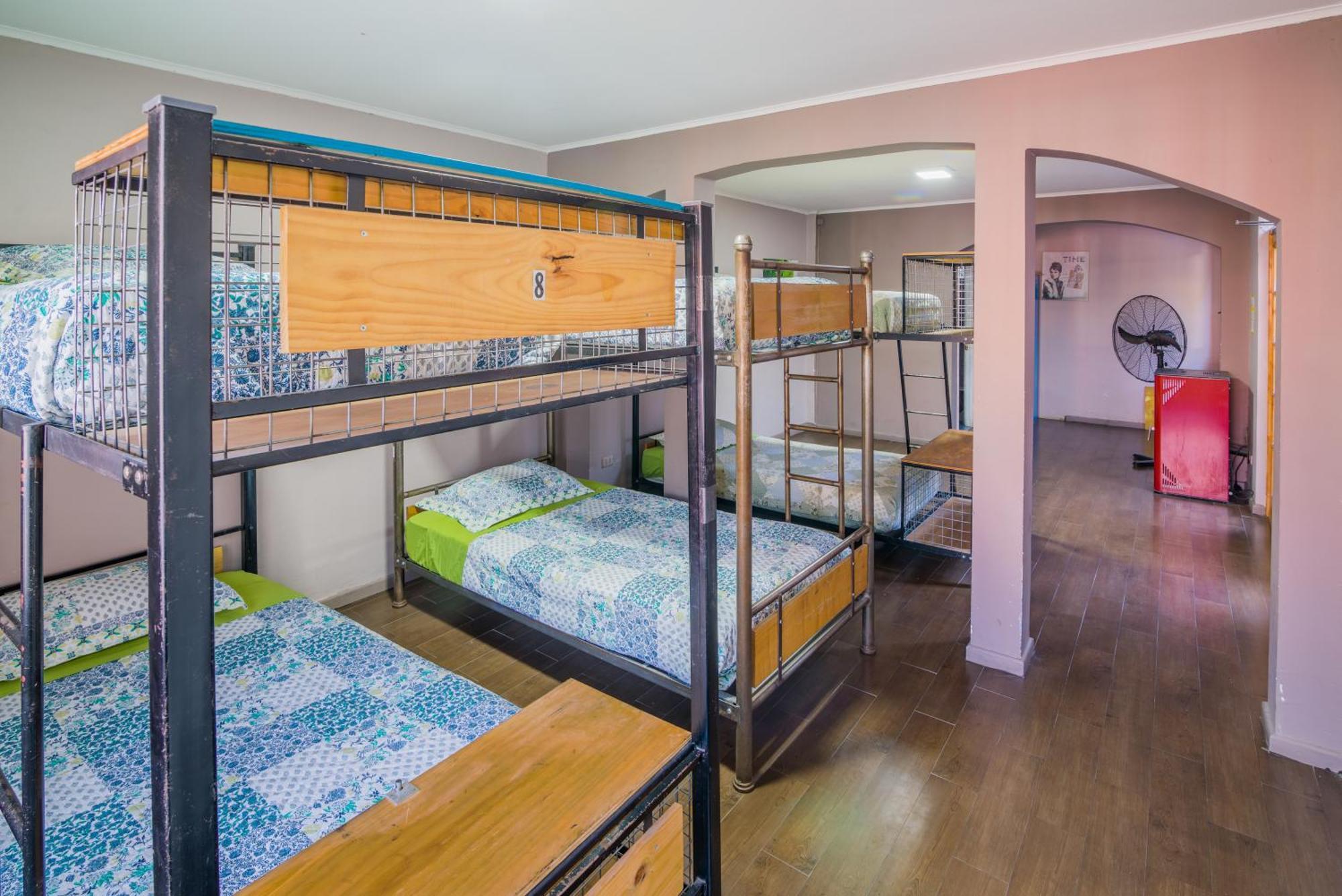 Posto Letto in Dormitorio per 8 Persone