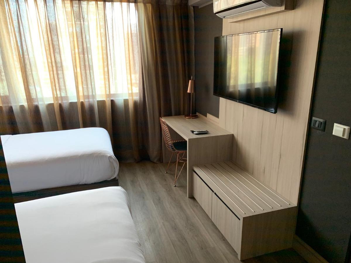 Studio Apartment,941788324:JPEG