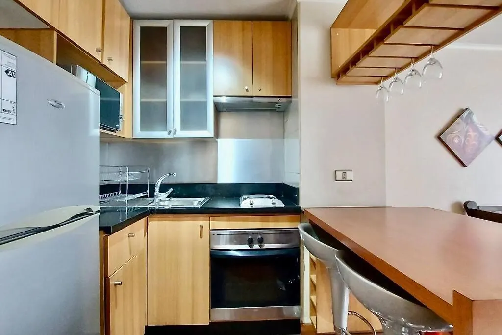 Apartamento Escuela Militar Las Condes, Muy Comodo-1
