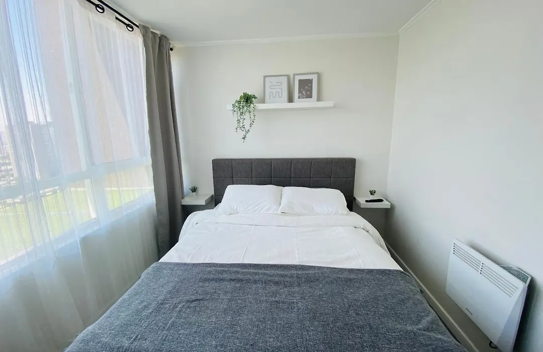 A Pasos Del Metro Ecuador. Hermoso Apartamento-1