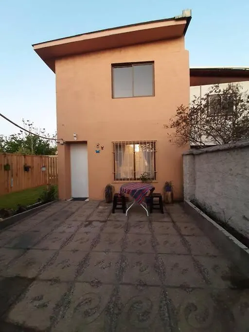 Espaciosa Casa, Con Estacionamiento Interior-1