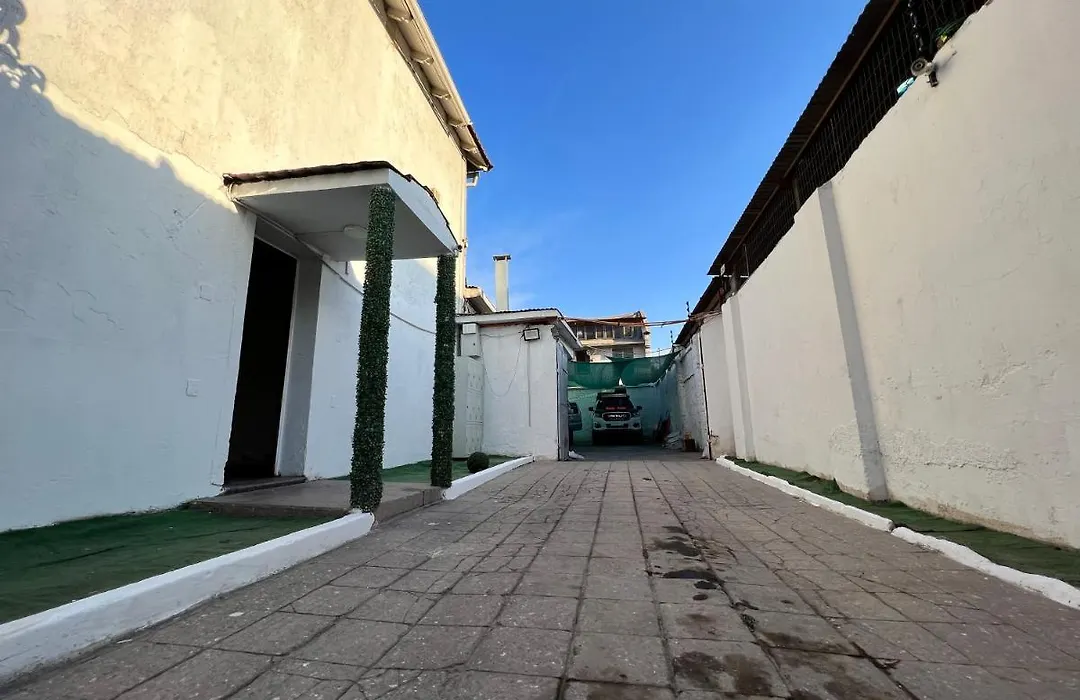Habitacion Con Ubicacion Estrategica Cerca Del Movistar Arena Y Del Centro Turistico De Santiago-1