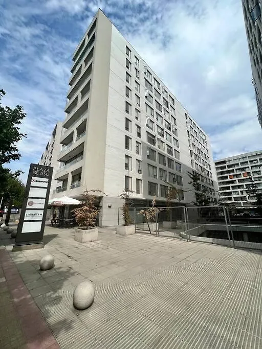 1D/1B En Av Las Condes 12.523-1