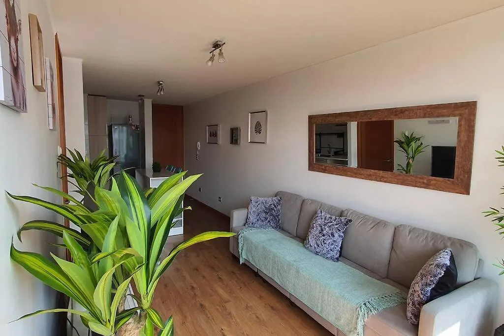 Comodo Apartamento En Las Condes-1