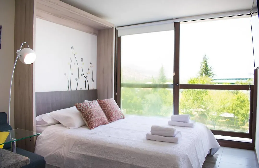 Lotus Blanc Studio- W/ Mountain View, Pool And Gym-1