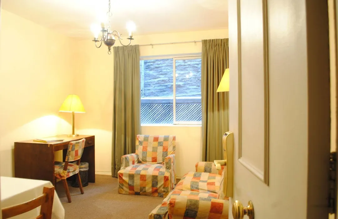 Carlton House-1