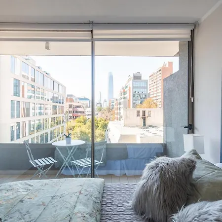 Bellet Design - 2Br W/Pool, Gym & Parking-2
