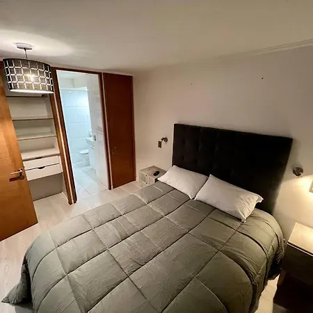 Departamento Amplio Manquehue Para 4 Personas!-3