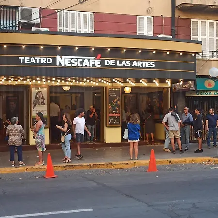 En el Corazón del Barrio Providencia, tranquilo y confortable departamento-3