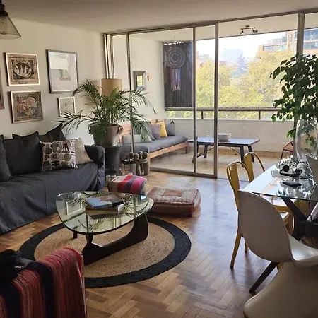 Arriendo excelente habitación privada a pasos de metro Los Leones-2
