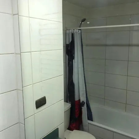 Holt Suites-3