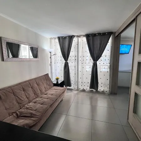 Holt Suites Aparthotel-3