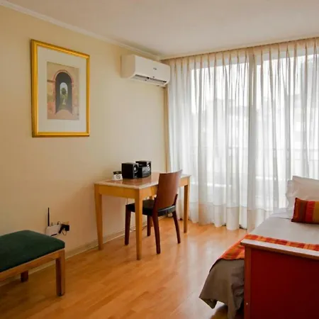 Apart Hotel Rq City Center-3