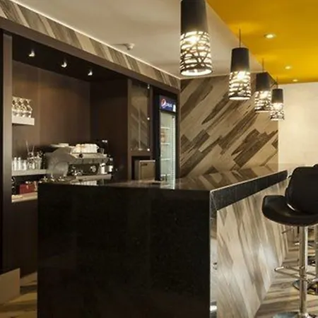 Hotel Diego De Almagro Providencia-3