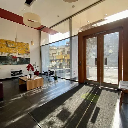 Modern Urban Loft - City Views-2