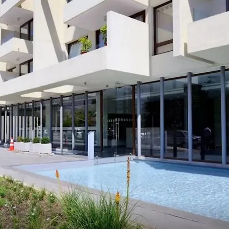 Lotus Blanc Studio- W/ Mountain View, Pool And Gym-3