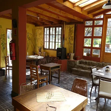 Hostal Los Castanos-3