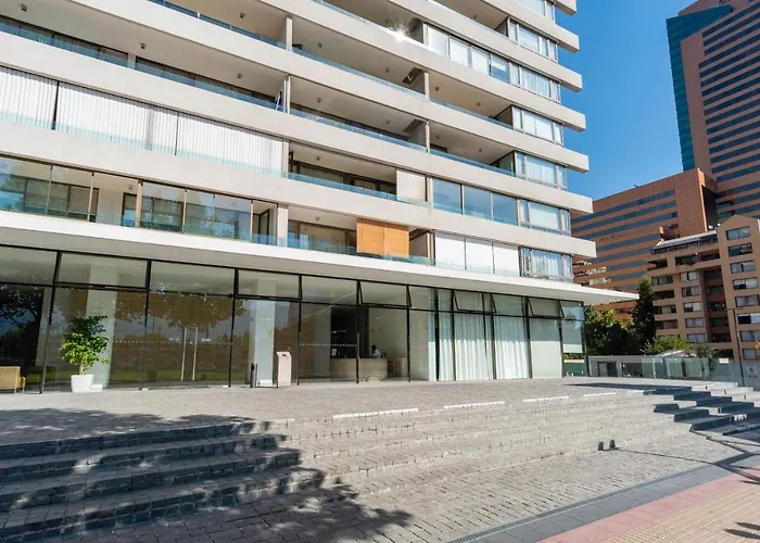 Appartamento Kennedy Retreat 1Br With Parking Smart Tv Pool & Gym Santiago del Cile