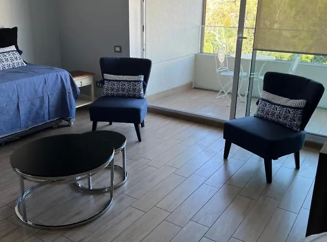 14 ,Cotado Clinica Las Condes, 6 Personas Santiago