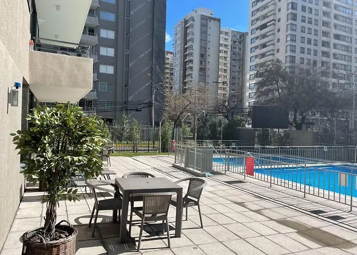 Acogedor Departamento Full Amoblado. Appartamento Santiago del Cile
